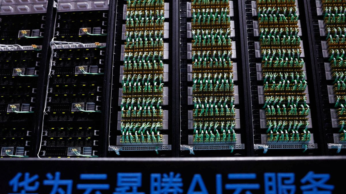 Huawei desenvolve empilhamento de chips para driblar sanções dos EUA e retomar disputa de semicondutores