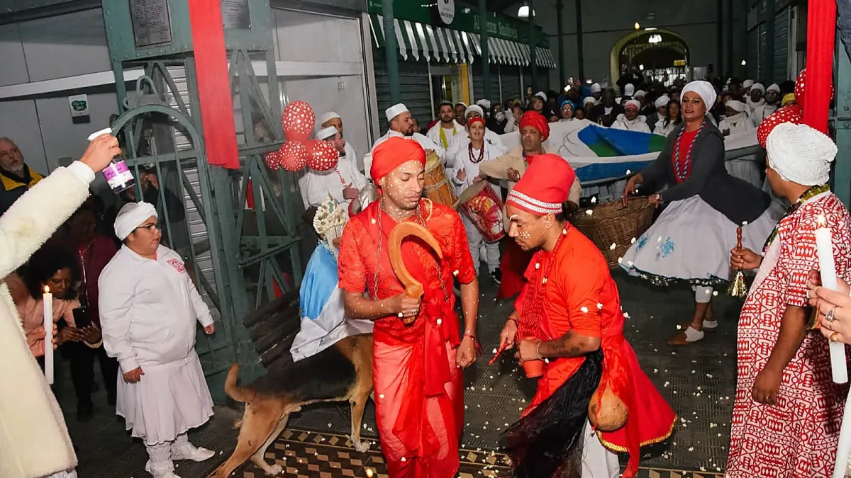 Procissão ao Pai Bará reúne fé e memória no Mercado Central de Pelotas neste sábado