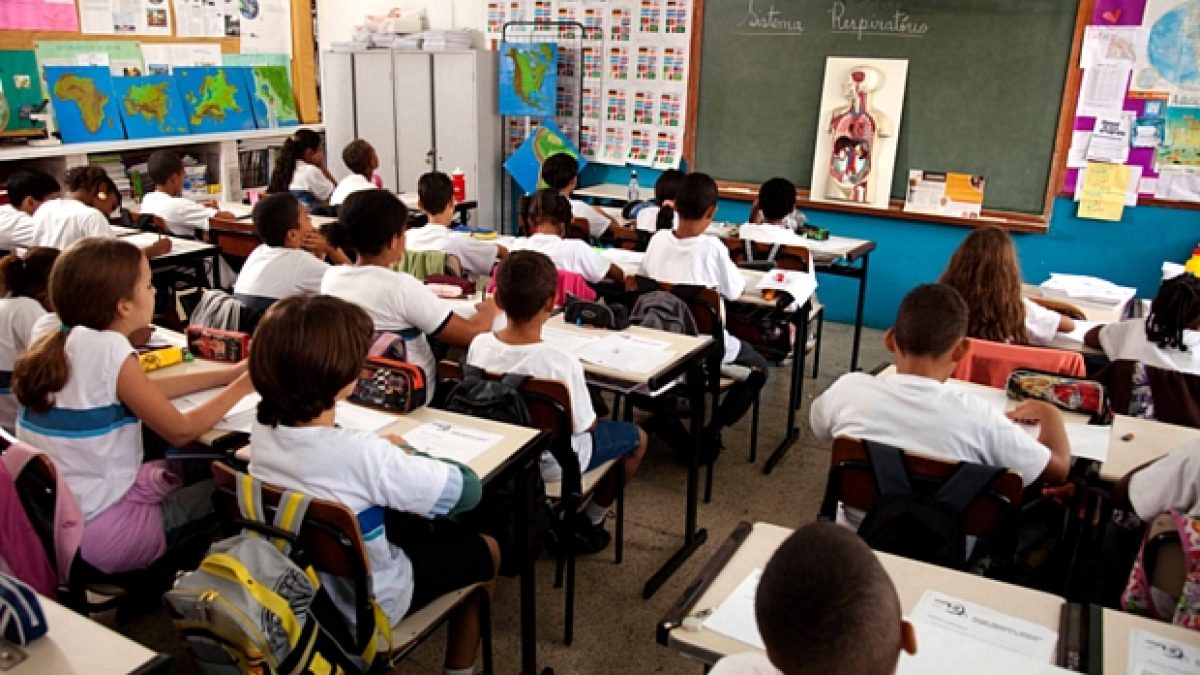 Couto sanciona ICMS Educacional e destrava repasses aguardados por prefeitos
