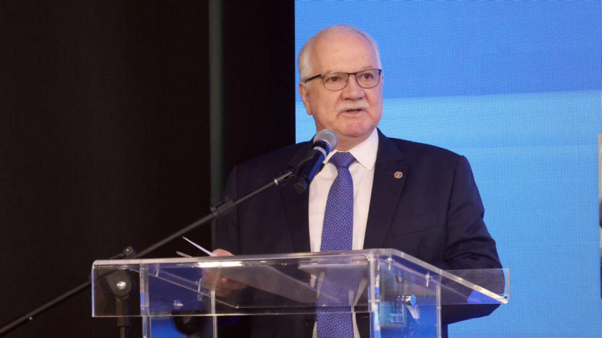 Fachin critica 'constrangimento político' e ações contra autoridades brasileiras no exterior