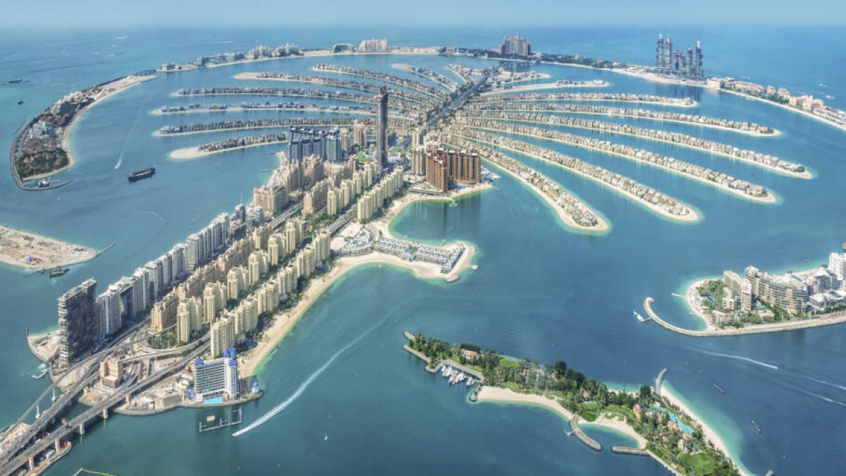 Emirates lança campanha com hotéis gratuitos e descontos para atrair turistas a Dubai no verão
