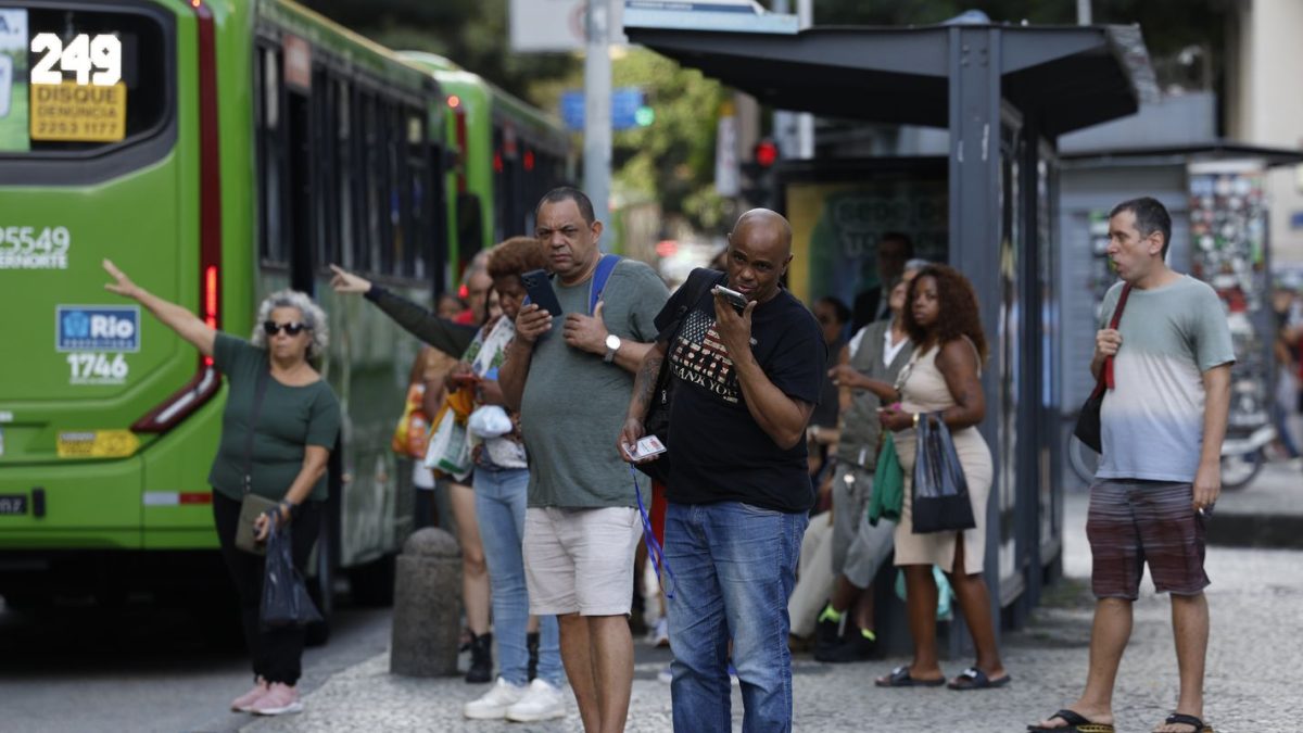 Lula sanciona Marco Legal do Transporte Público com vetos para garantir sustentabilidade fiscal