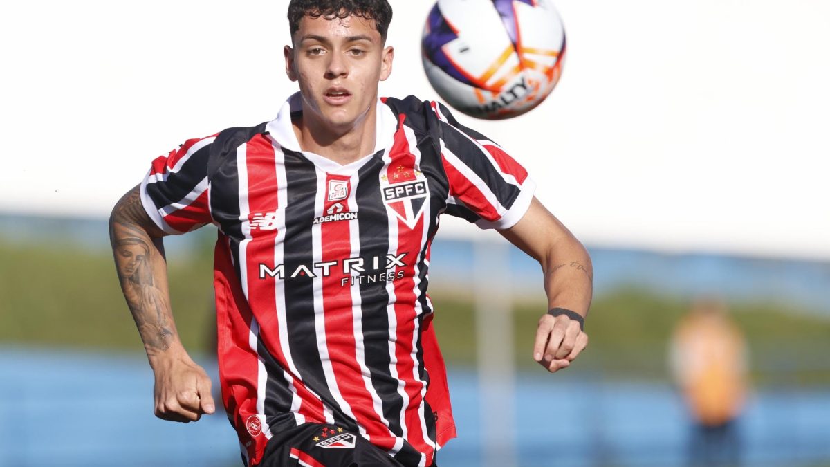 São Paulo aproveita pausa da Copa para integrar jovens ao profissional
