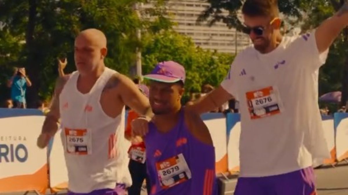 Gabrielzinho completa Maratona do Rio e celebra desafio