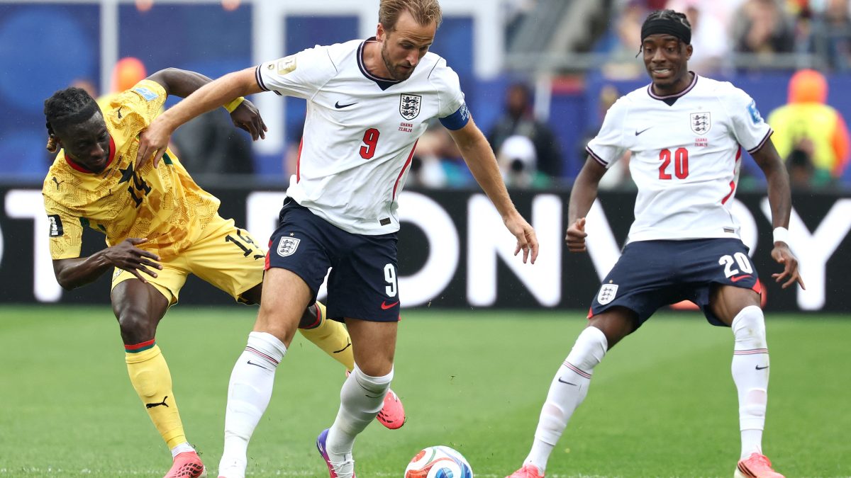 "Vontade de voltar a trabalhar": web reage a jogo entre Inglaterra e Gana; veja memes