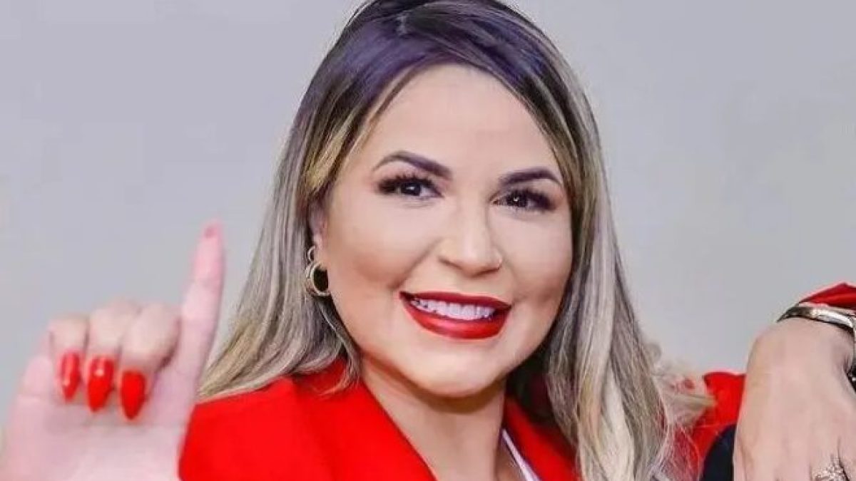 OAB-SP pede transferência ou prisão domiciliar para Deolane após visitar presídio