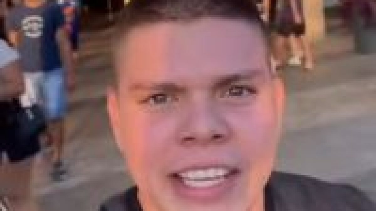 Turista pula nas Cataratas do Iguaçu para recuperar celular