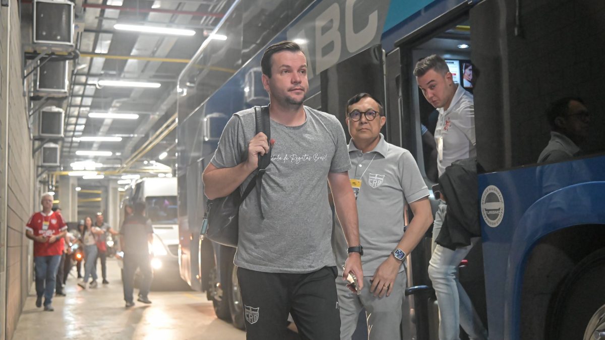 Ex-treinador do CRB troca de clube na Série B