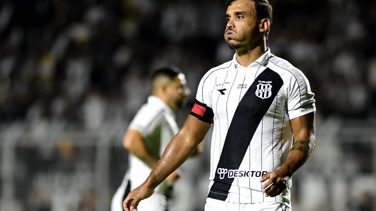 Pior campanha no atual formato obriga Ponte a vencer metade dos jogos para escapar da queda