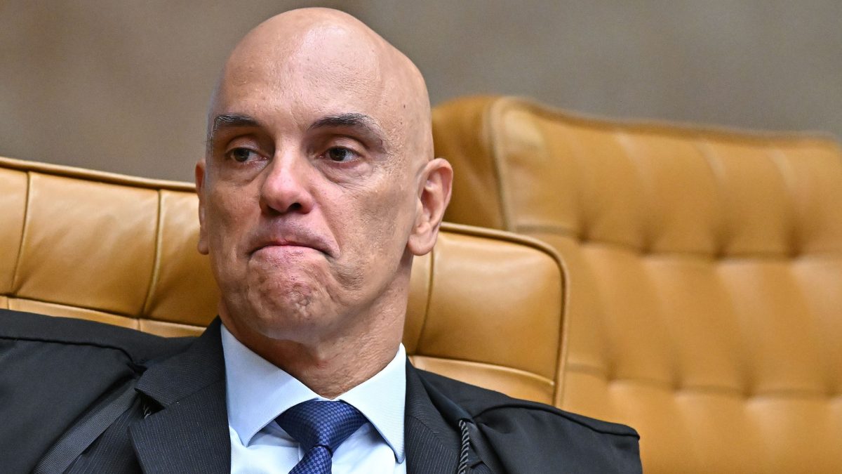 Parecer da PGR a favor da Lei da Dosimetria pressiona STF, mas Moraes mantém controle sobre ritmo