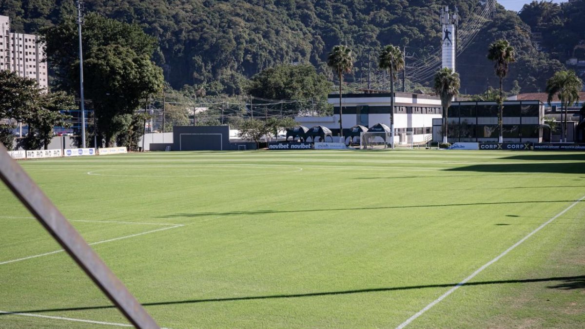 Santos aproveita pausa no calendário para manutenção dos campos do CT Rei Pelé