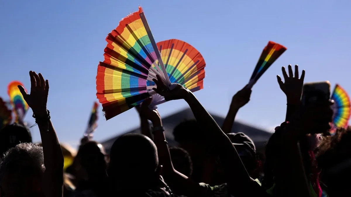 Parada LGBT+ de São Paulo completa 30 anos com conquistas e novos desafios