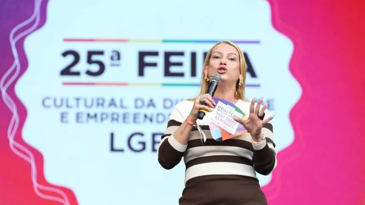 Governo lança campanha 'O Brasil é de Todas as Cores' para fortalecer políticas LGBT+