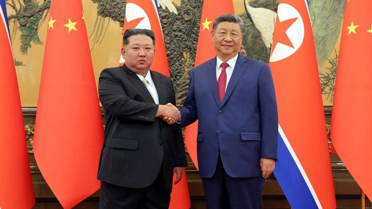 Xi Jinping visita Coreia do Norte e promete elevar relações bilaterais