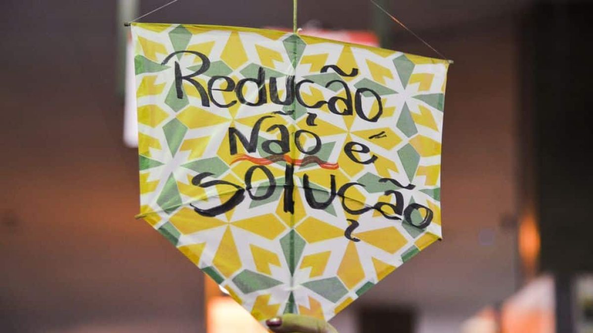 Entidades criticam aprovação de redução da maioridade penal na CCJ