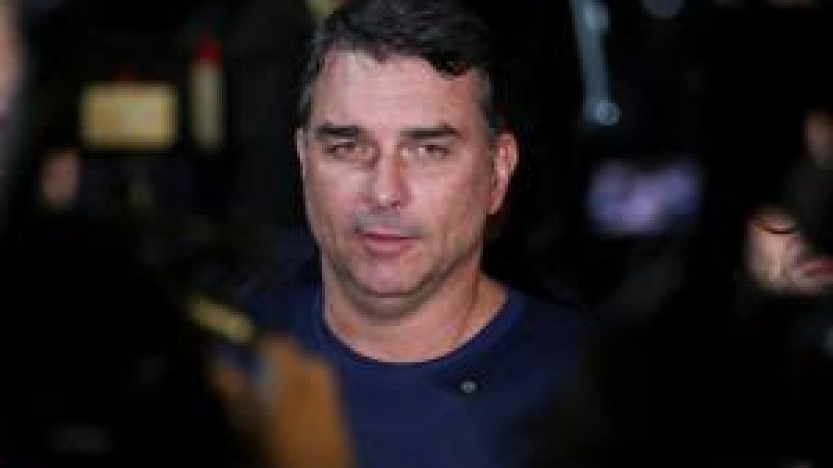 Flávio reforça convite para reunião com Michelle após vídeo: Meu coração está aberto