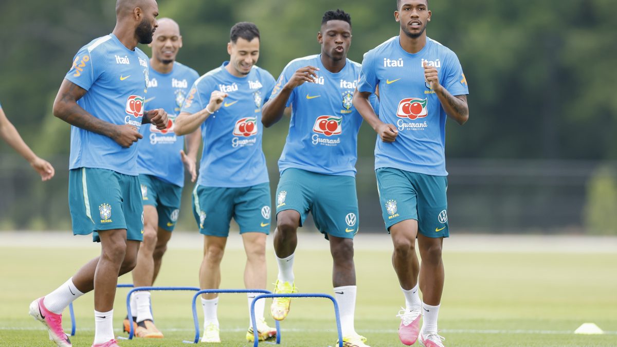 Escalação da Seleção: Ancelotti faz testes e mantém mistério sobre substituto de Raphinha