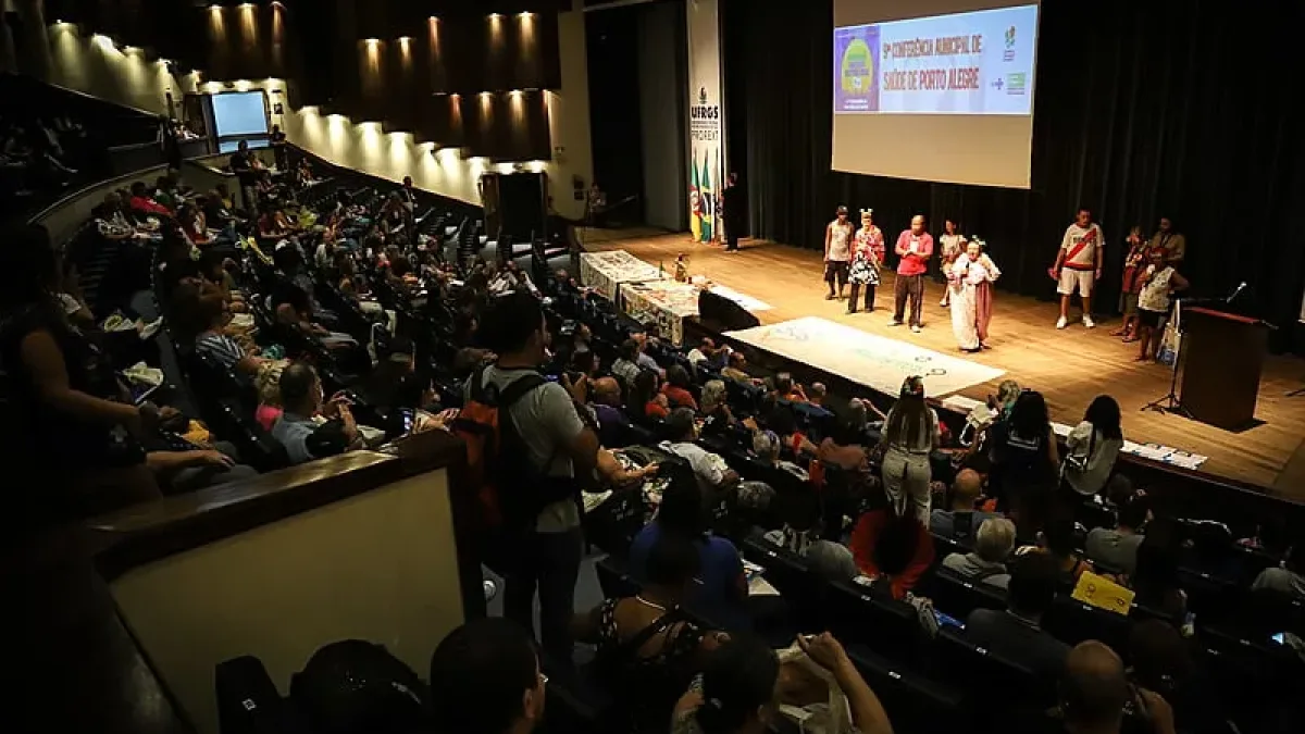 Porto Alegre realiza pré-conferência de saúde com foco em emergências climáticas e justiça social