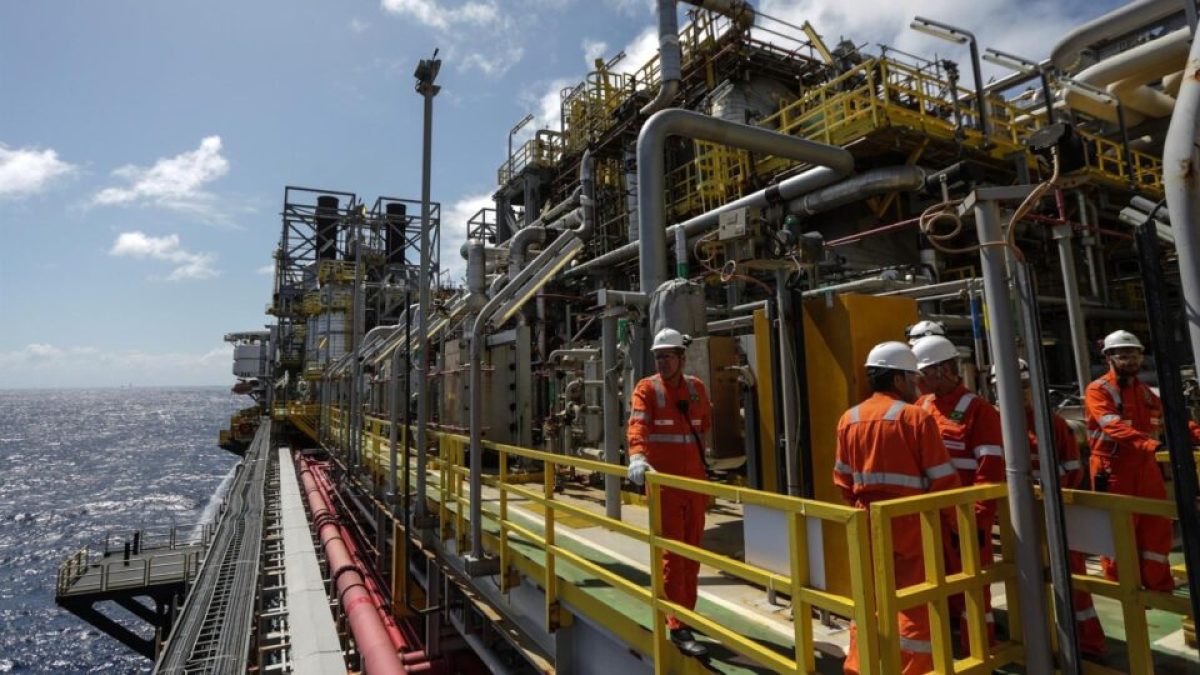 Petrobras fecha acordo com petroleira mexicana para explorar petróleo