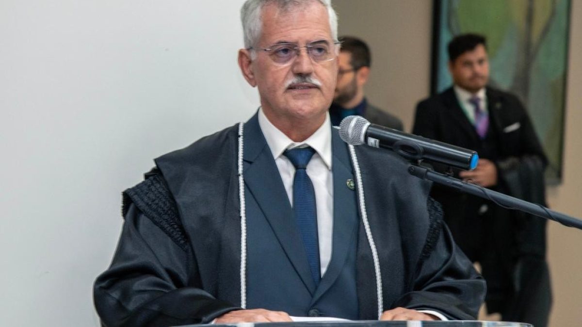 CNJ arquiva denúncia contra desembargador do PR suspeito de trocar decisão por quadriciclo